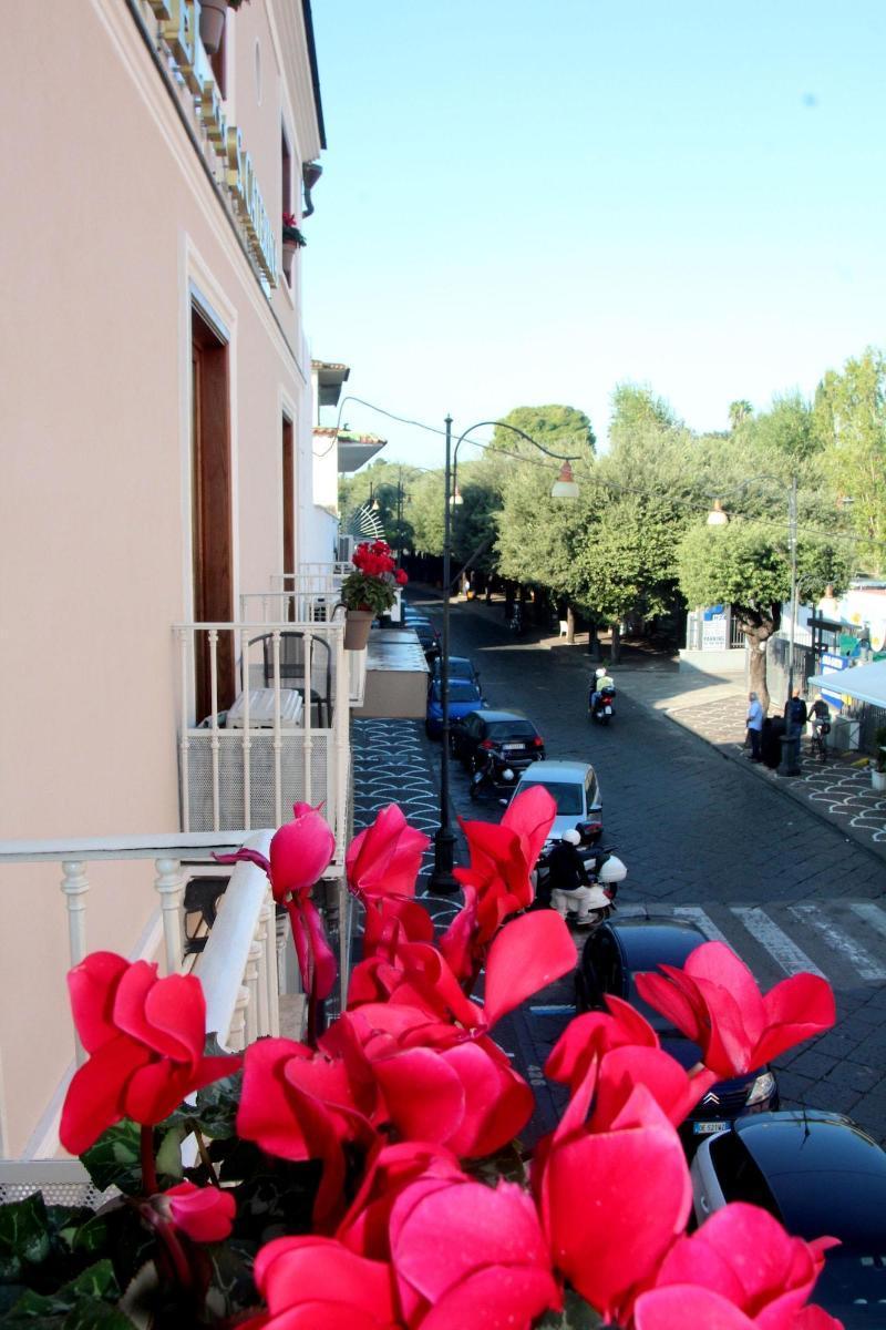 Santa Caterina Hotel Pompei Bagian luar foto