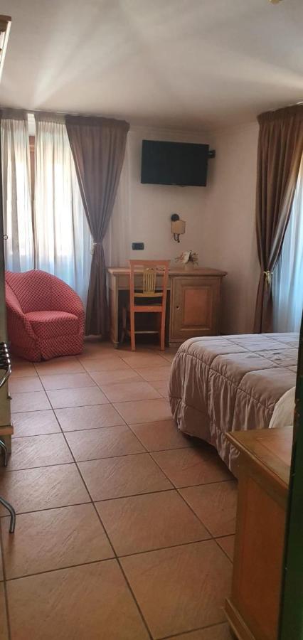 Santa Caterina Hotel Pompei Bagian luar foto