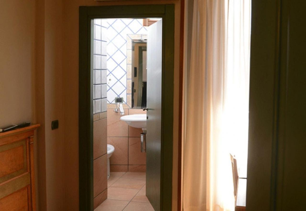 Santa Caterina Hotel Pompei Bagian luar foto